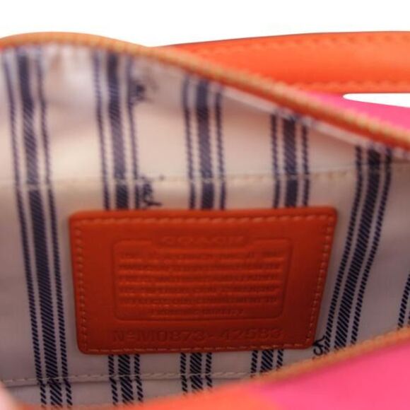 NWT Coach LIMITED EDT Bonnie Graphic Demi Pouch Bag - Picture 3 of 8